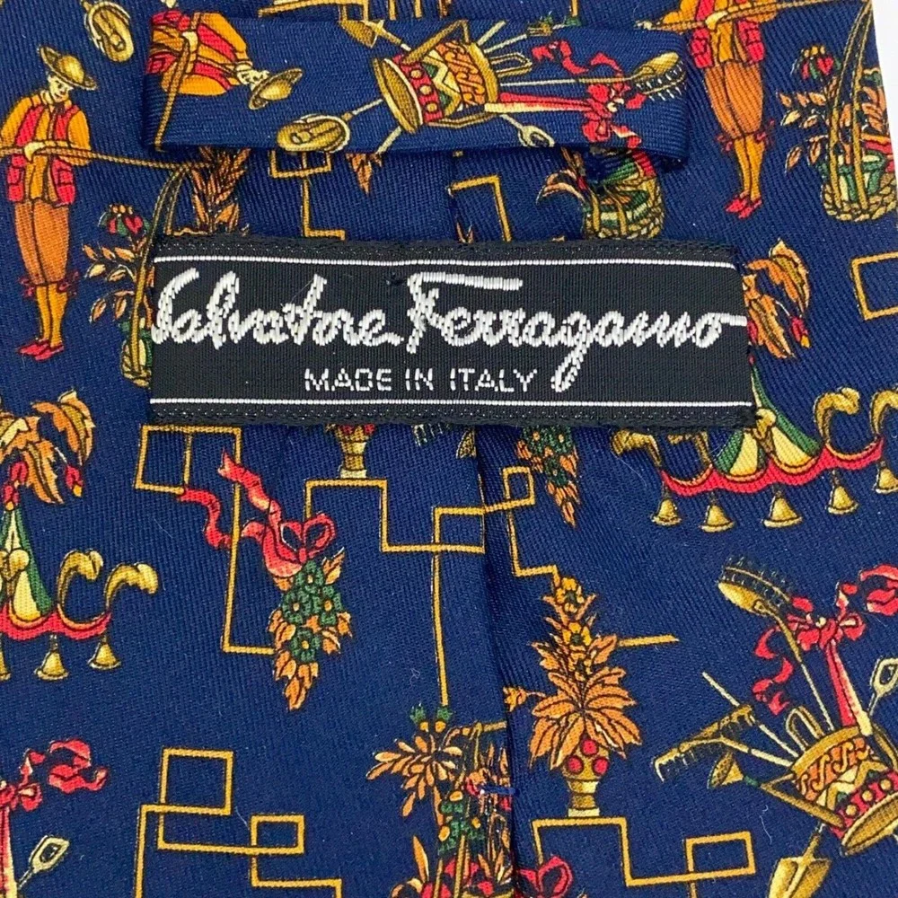 Salvatore Ferragamo Tie Navy Blue Mens 100% Silk Necktie Made in Italy